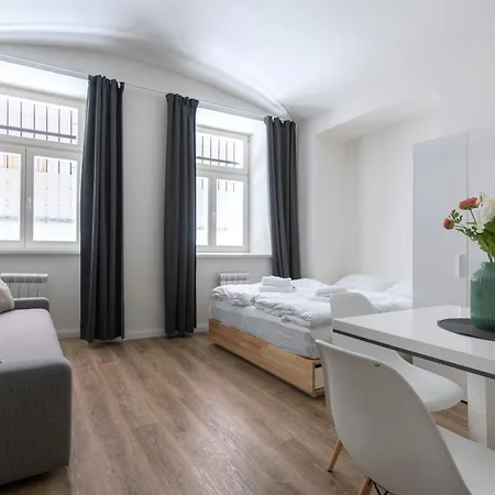 Emerald Apartments Boutique Residence Prague Exterior photo
